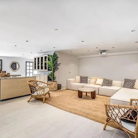 Luxury 6 Bedroom 15 Min From Puerto Banus * Marbella