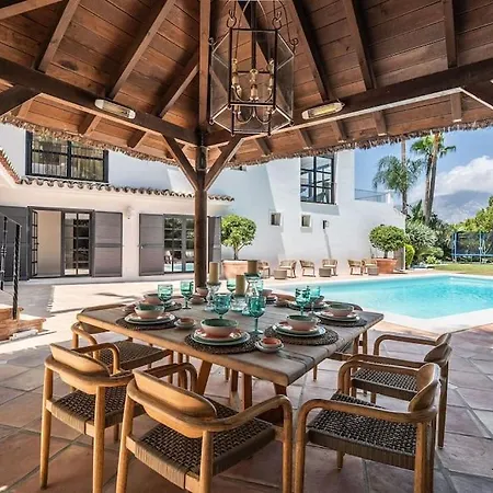Luxury 6 Bedroom 15 Min From Puerto Banus *