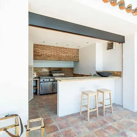 Villa Luxury 6 Bedroom 15 Min From Puerto Banus *