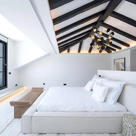Luxury 6 Bedroom 15 Min From Puerto Banus Villa Marbella