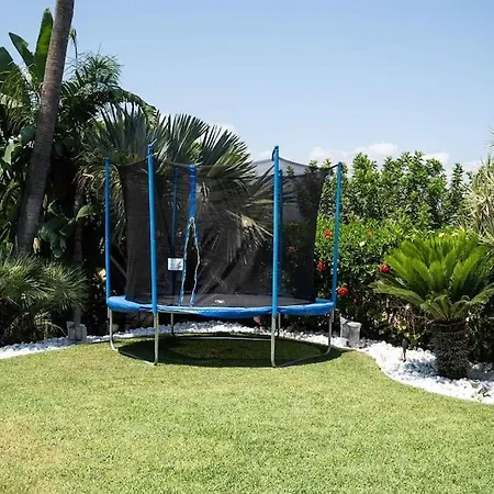 Luxury 6 Bedroom 15 Min From Puerto Banus Villa
